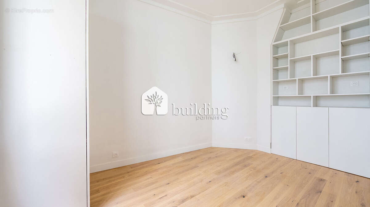 Appartement à PARIS-8E