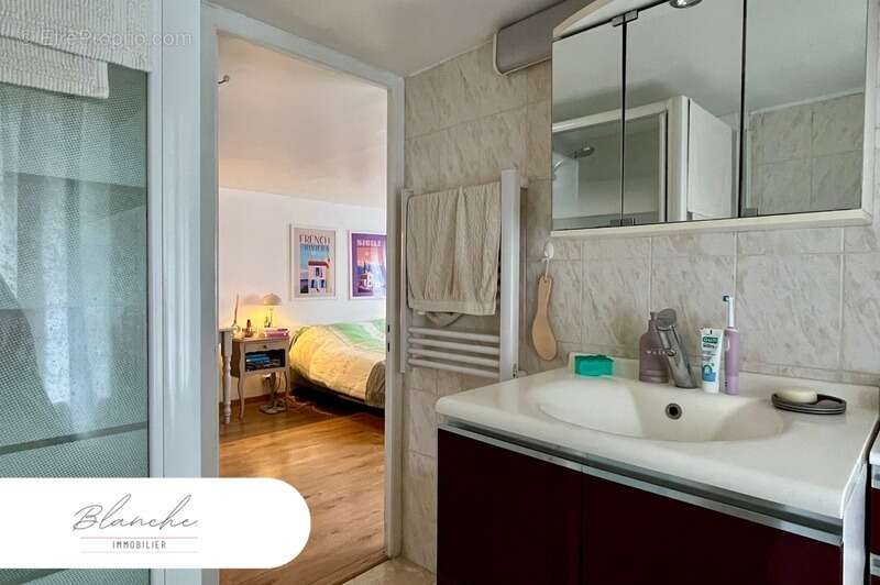 Appartement à vendre 2 pièces VILLENEUVE D'ASCQ (59) - photo 7