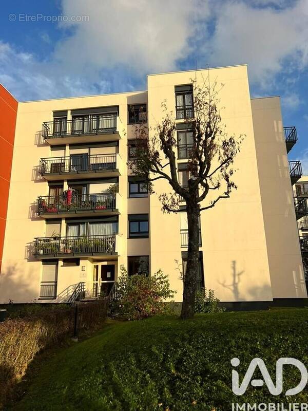 Photo 1 - Appartement à LES CLAYES-SOUS-BOIS
