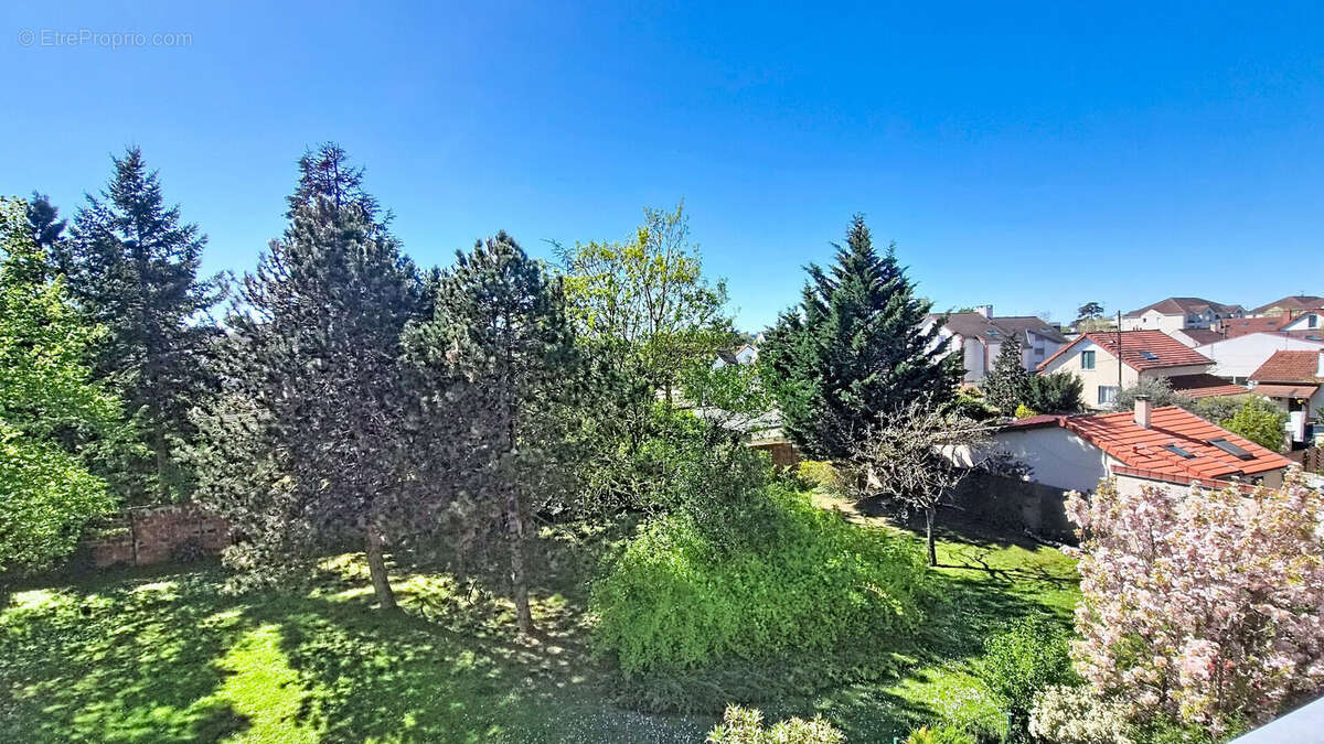 Appartement à LIMEIL-BREVANNES