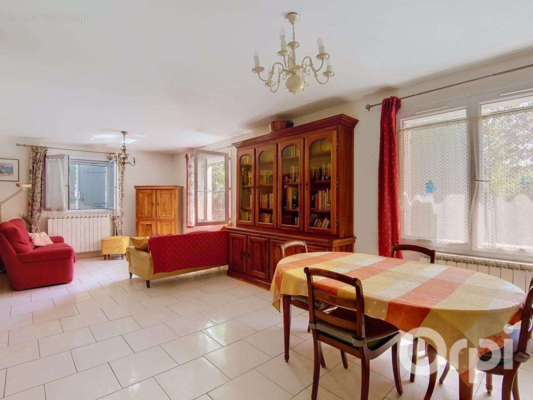 Toulon Ouest (83200) Maison Type 6 de 147 m² quartier l'Escaillon - photo 3