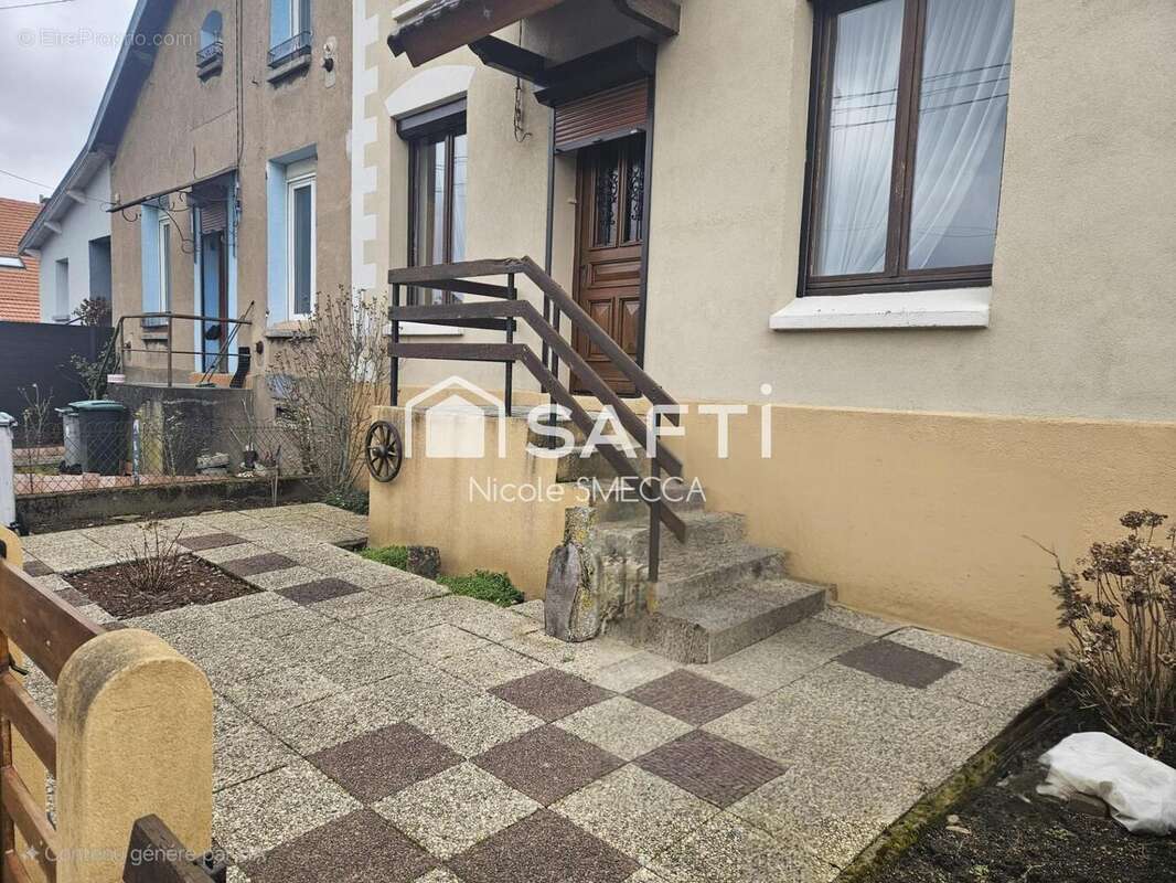 Photo 2 - Maison à JOEUF