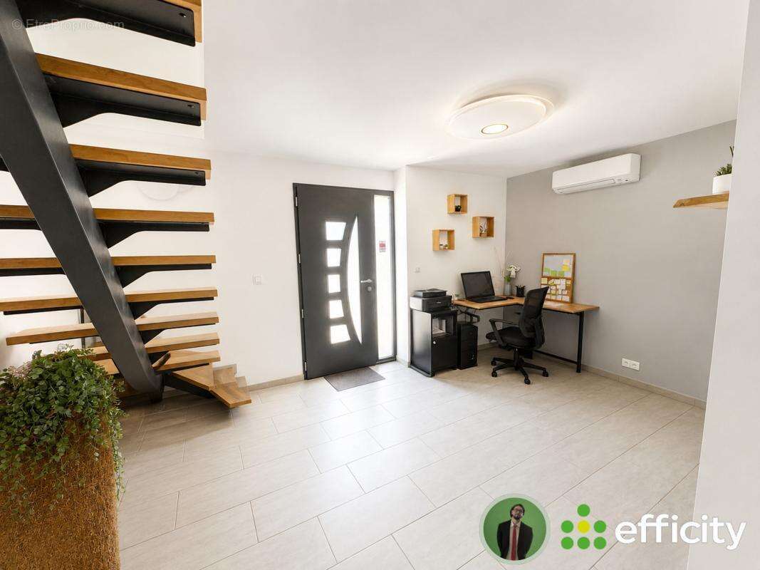 Maison 150 m² à Chaneins  - photo 5