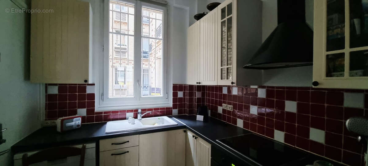 Appartement à PARIS-11E
