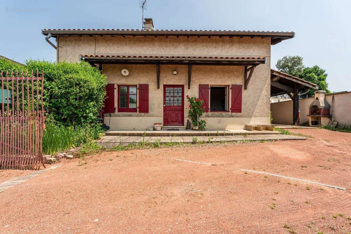 Maison à MIONS