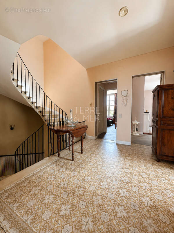 Élégante Maison de Maître au charme intemporel - photo 11