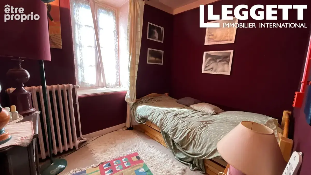 Charmante maison de village pyrénéenne avec 3 chambres, garage, jardin, prête pour une nouvelle vie - photo 9
