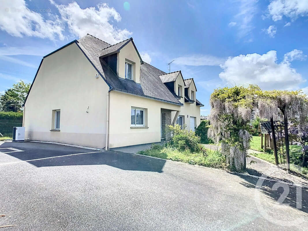 Maison à NIVILLAC