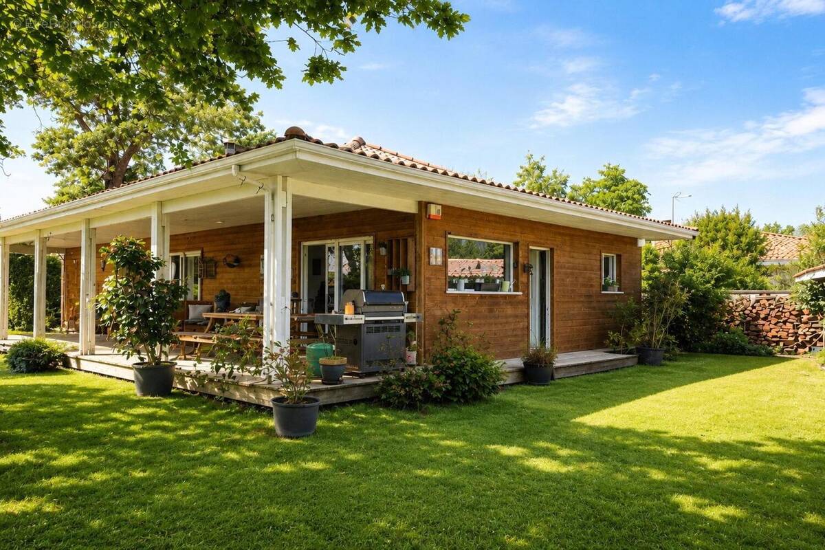 Photo 1 - Maison à ARES