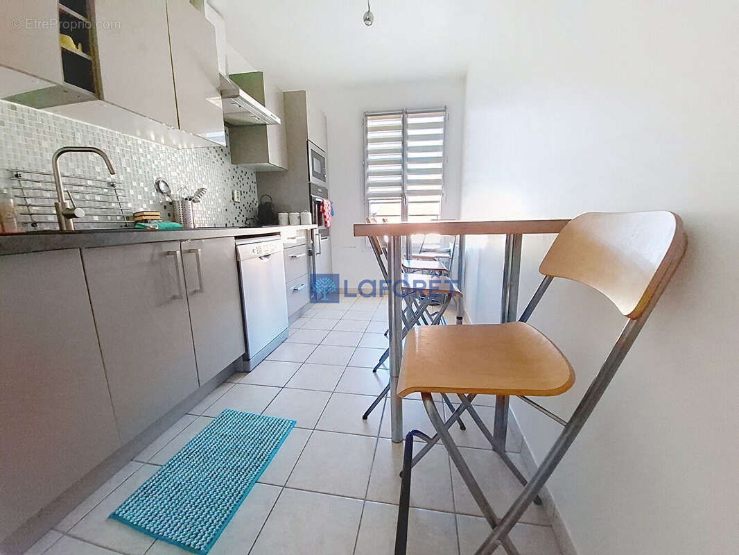 Appartement à SERRIS