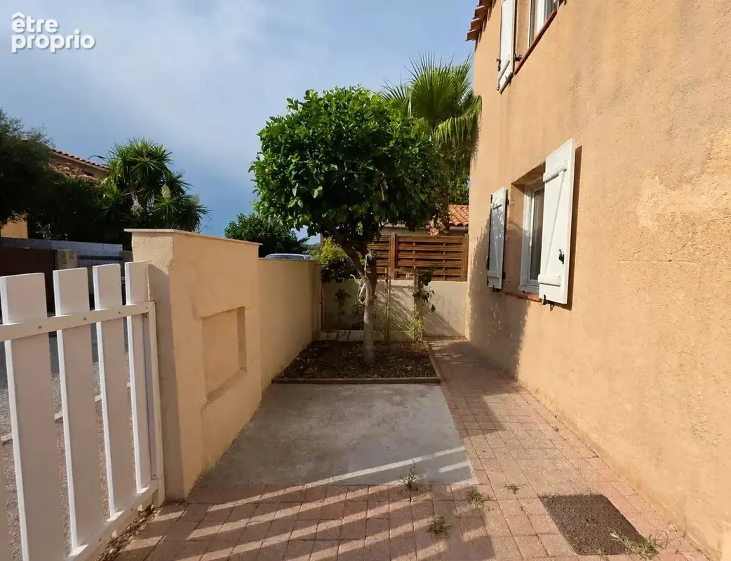 HYÈRES, Bas de Costebelle – Maison R+1 70 m², terrasse, jardin, stationnements - photo 14