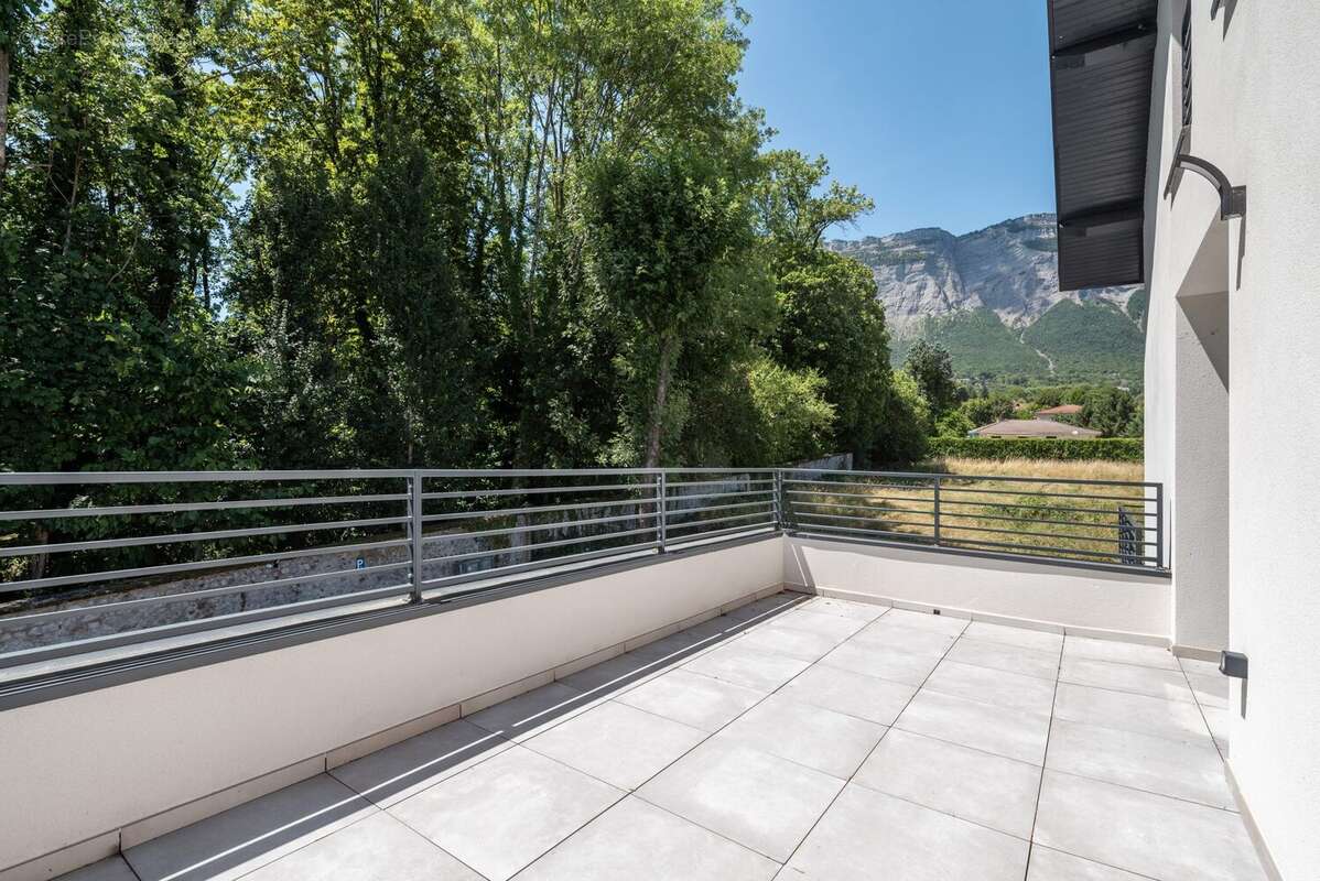 Appartement à MONTBONNOT-SAINT-MARTIN