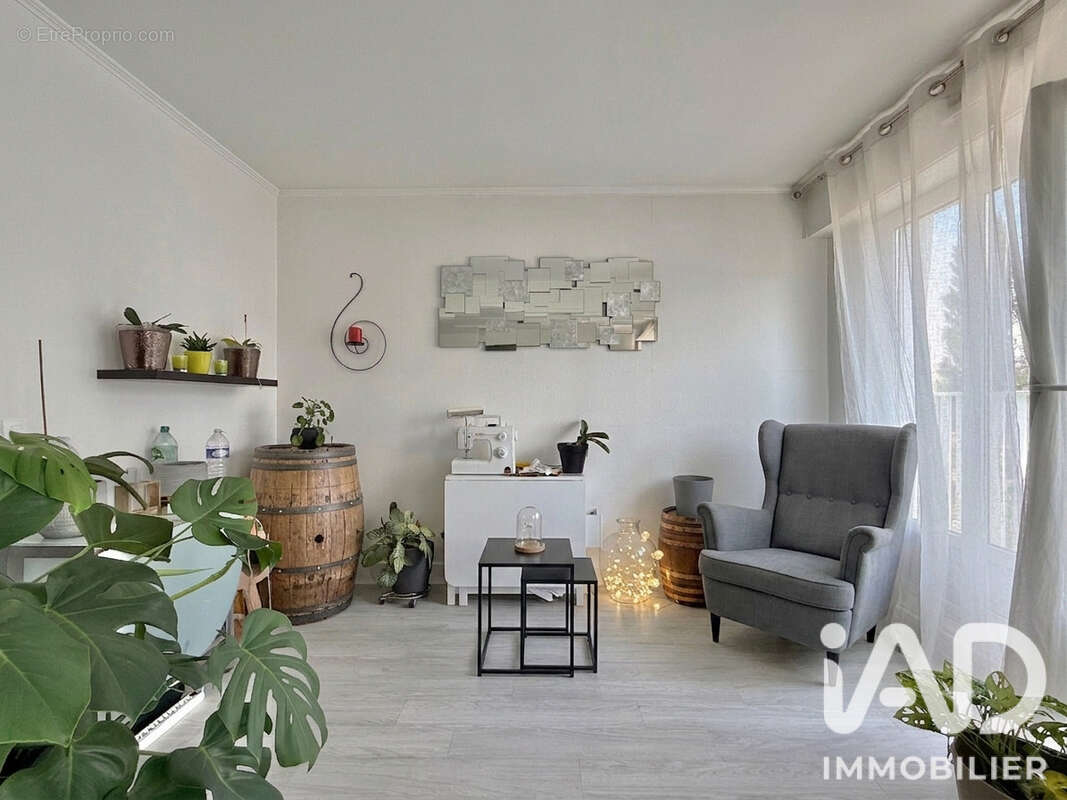 Appartement 62 m² à Chilly-Mazarin  - photo 9