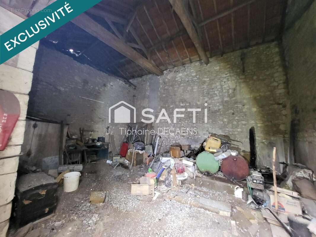 Maison 56 m² à Velleches  - photo 5