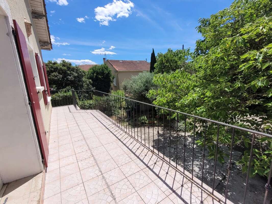 Maison proche centre-ville - 5 pièces - 125.7 m² - photo 11