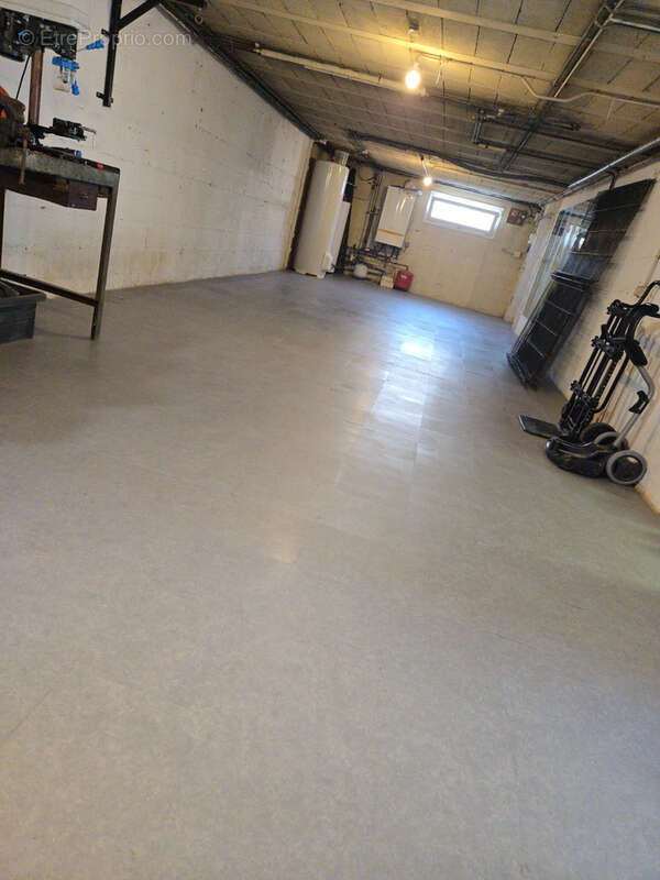 Maison à JOUY-LE-CHATEL