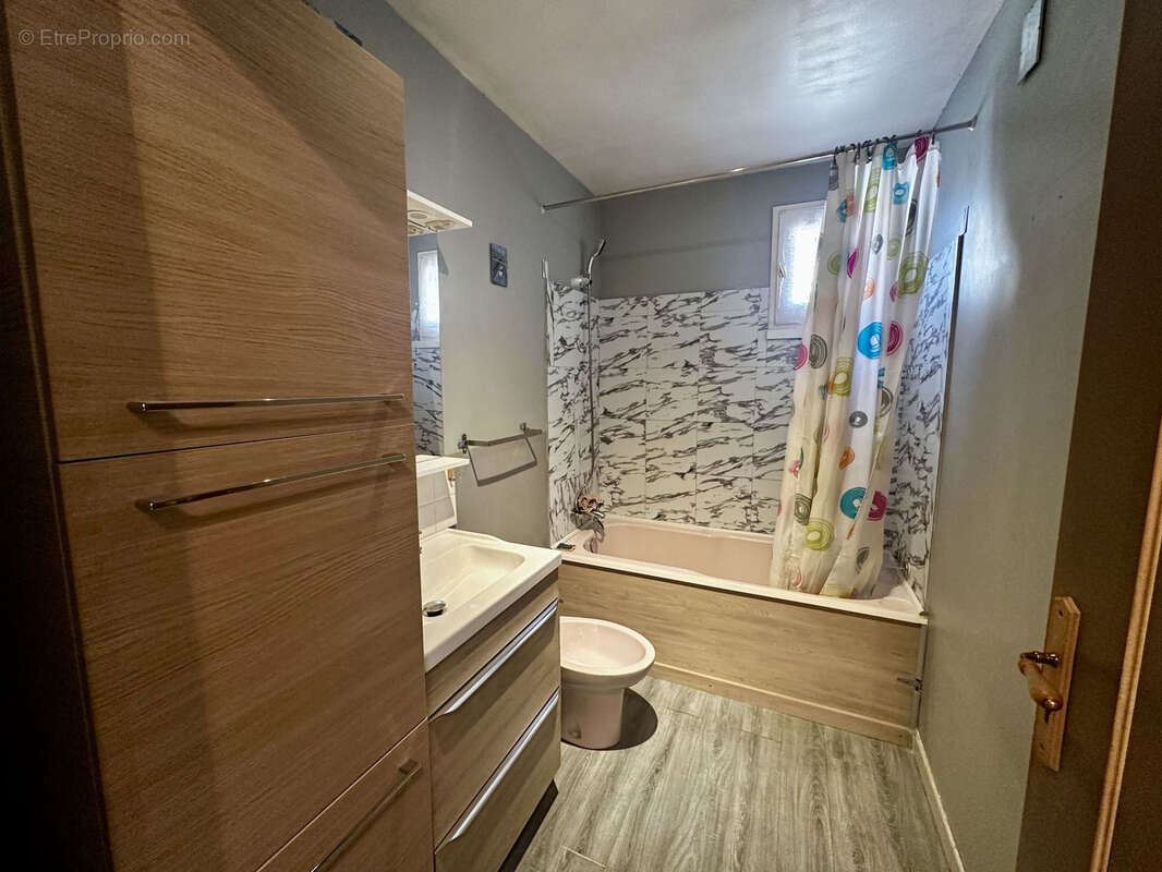 Maison à MARSEILLE-10E