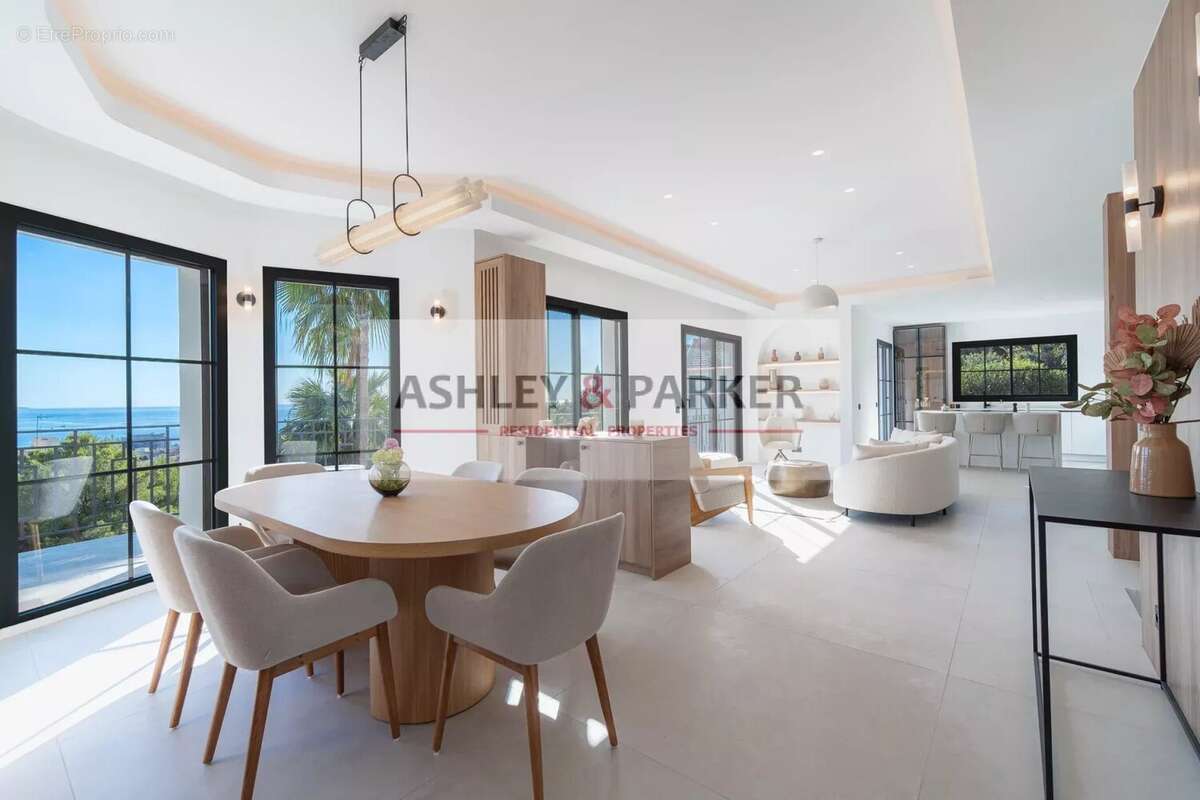 Maison à ROQUEBRUNE-CAP-MARTIN