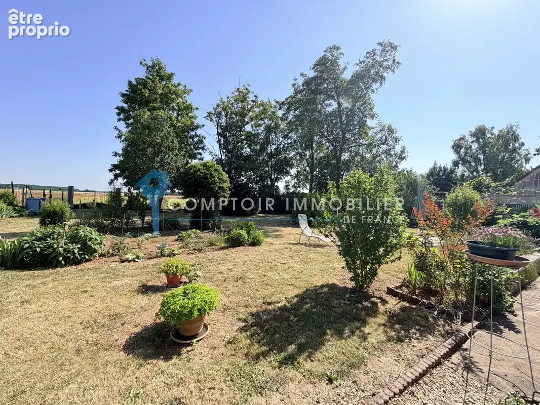 Propriété en pierre rénovée   Charme, confort et tranquillité - photo 2