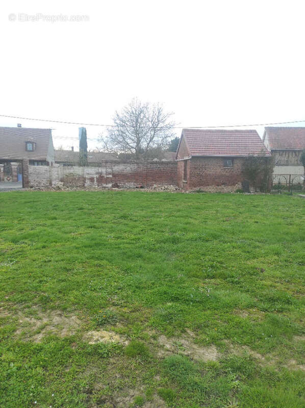 Terrain à LE PLESSIER-SUR-BULLES