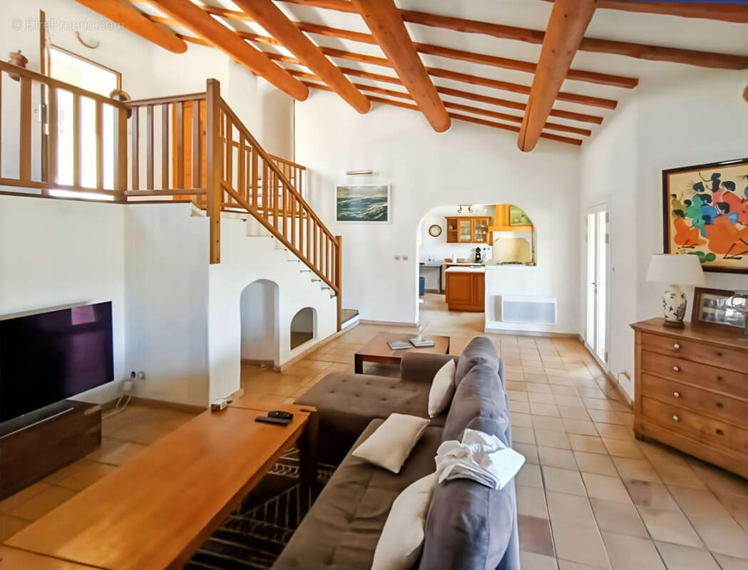 Maison à ENSUES-LA-REDONNE