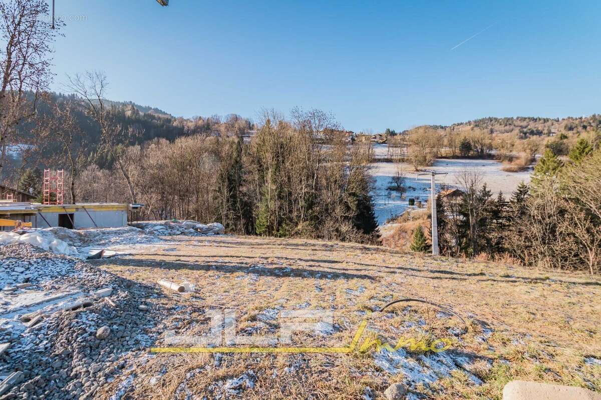 Terrain à SAINT-GERVAIS-LES-BAINS
