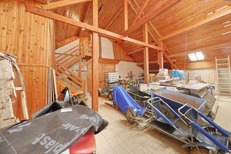 Maison à LE GRAND-ABERGEMENT