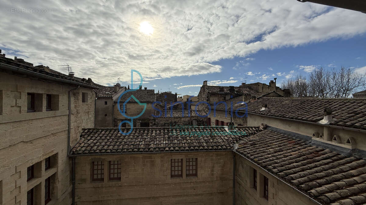 Appartement à UZES