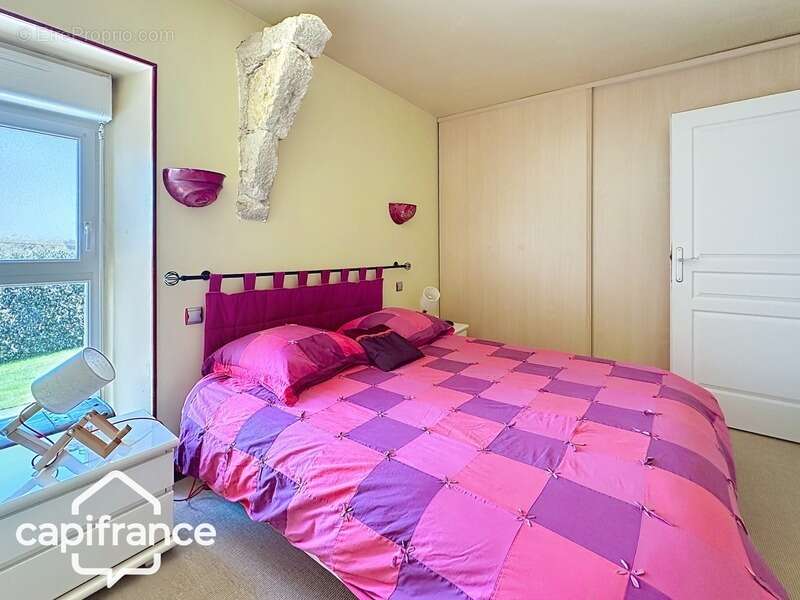 Maison à SAINT-VARENT