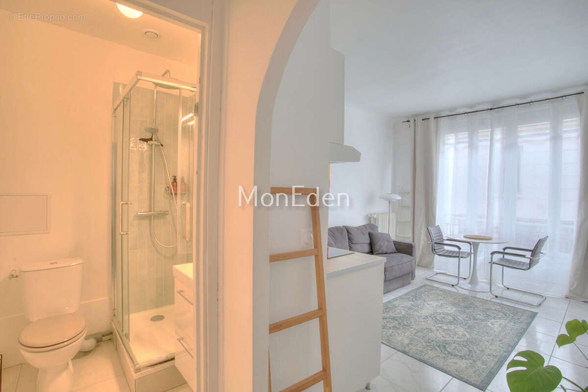 Appartement à PARIS-18E
