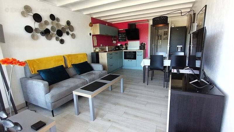 Appartement à COMBRIT