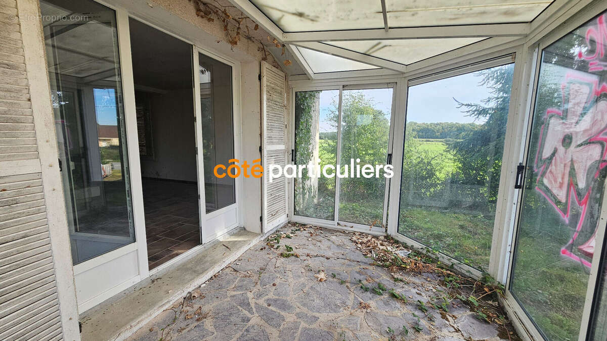 Maison à DOMATS