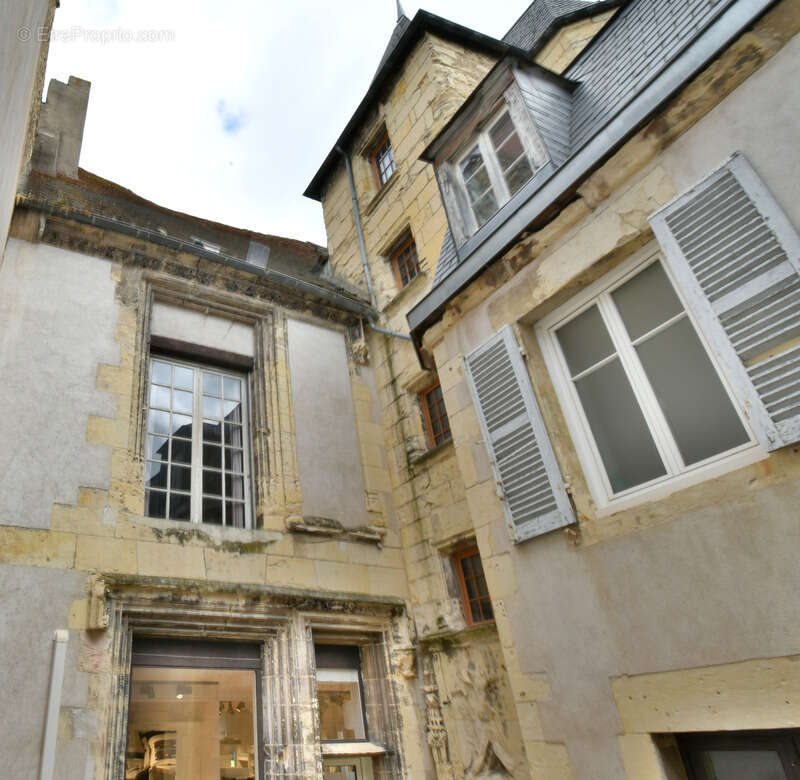 Immeuble à vendre NEVERS (58) La prestigieuse Maison du Prieur au coeur historique de NEVERS Inscrit MH à réabiliter - photo 6