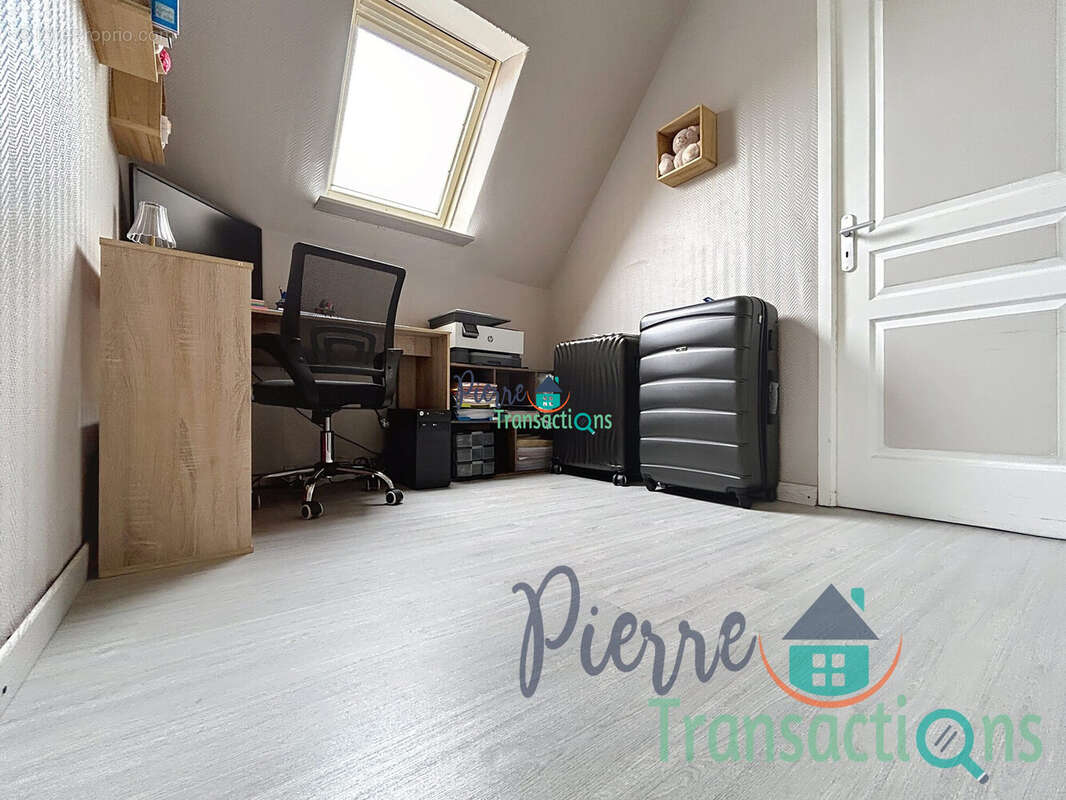 Maison à GRUCHET-LE-VALASSE