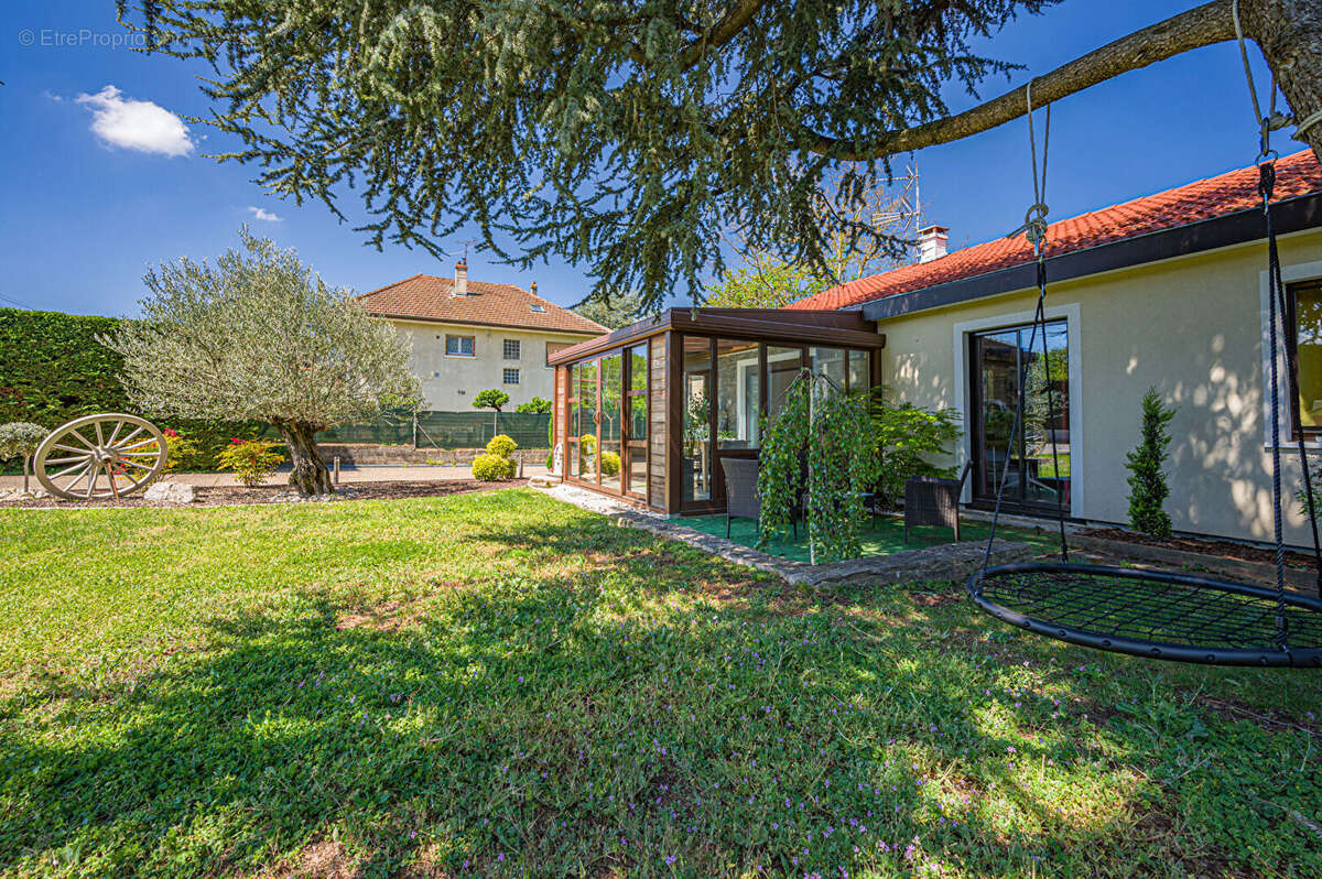 Maison à VILLETTE-D&#039;ANTHON