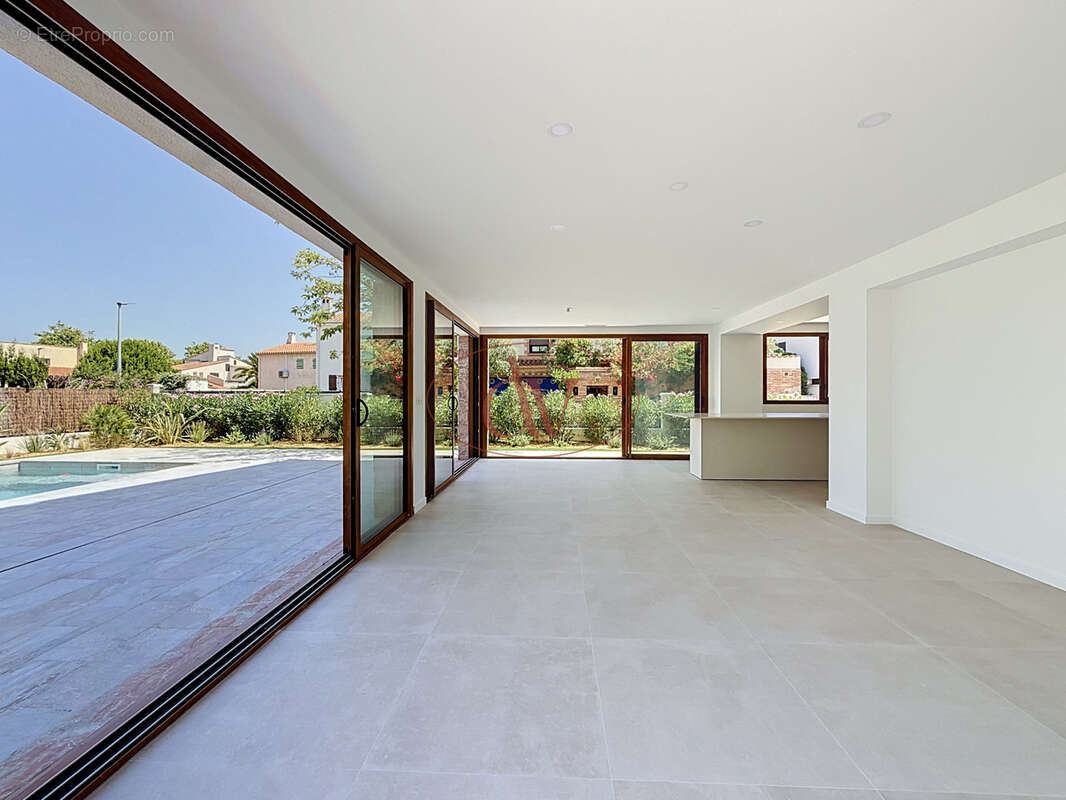 Maison à SAINT-CYPRIEN