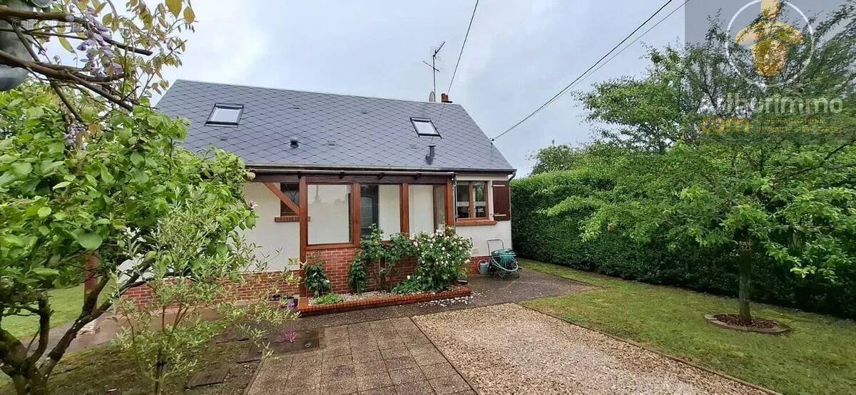 Maison à AVARAY