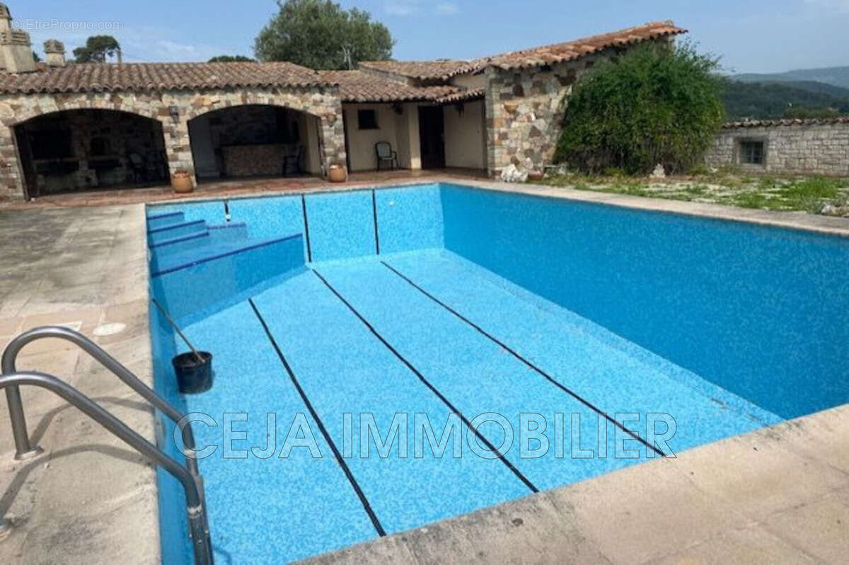 Maison à DRAGUIGNAN