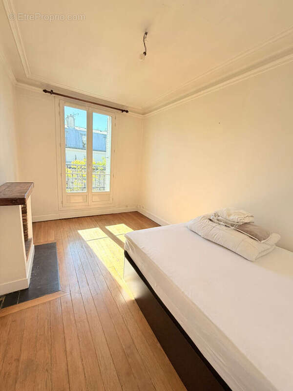 Appartement à PARIS-19E