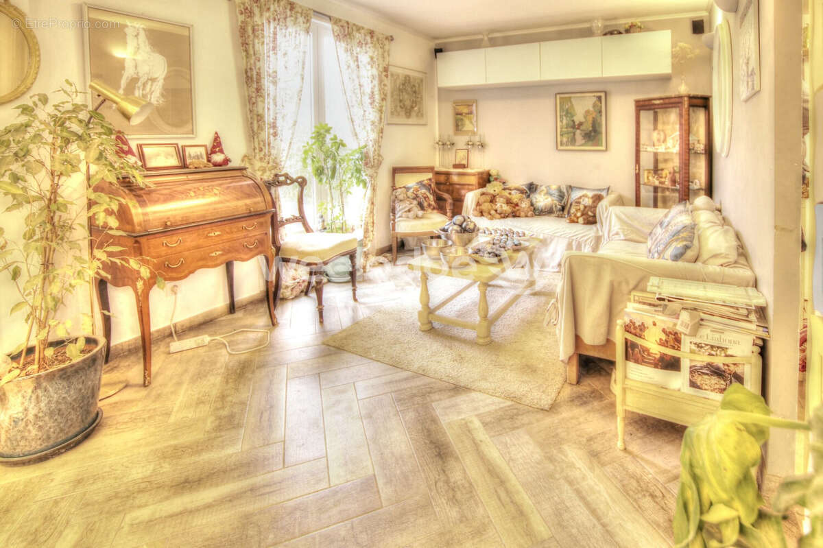 Maison à MEZIDON-CANON