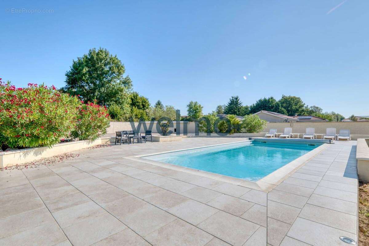 Maison à VILLEFRANCHE-SUR-SAONE