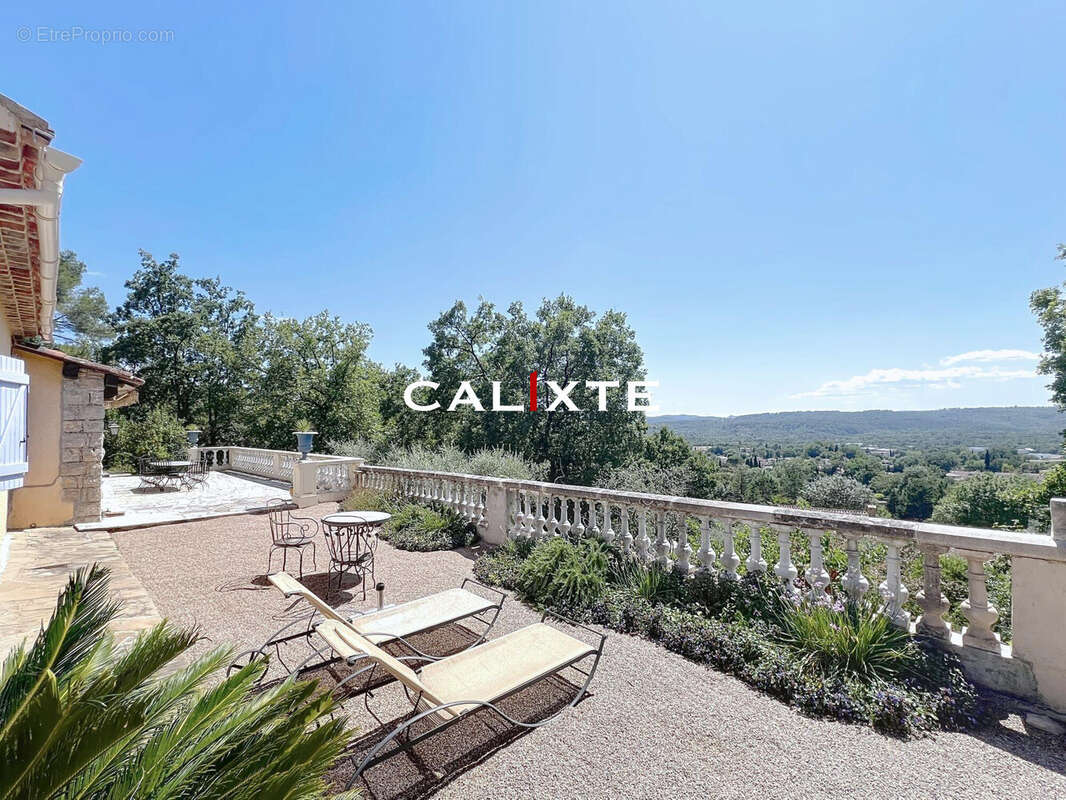 Maison à MONTAUROUX