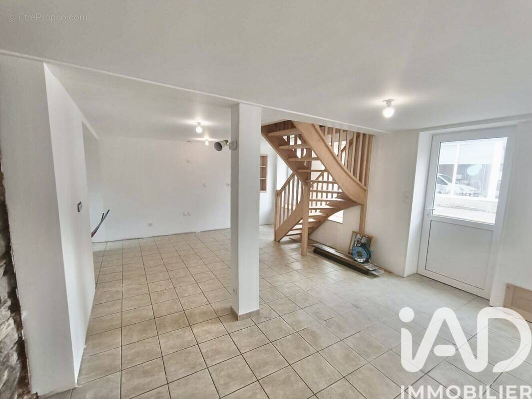 Photo 1 - Maison à SAINT-VAAST-LA-HOUGUE