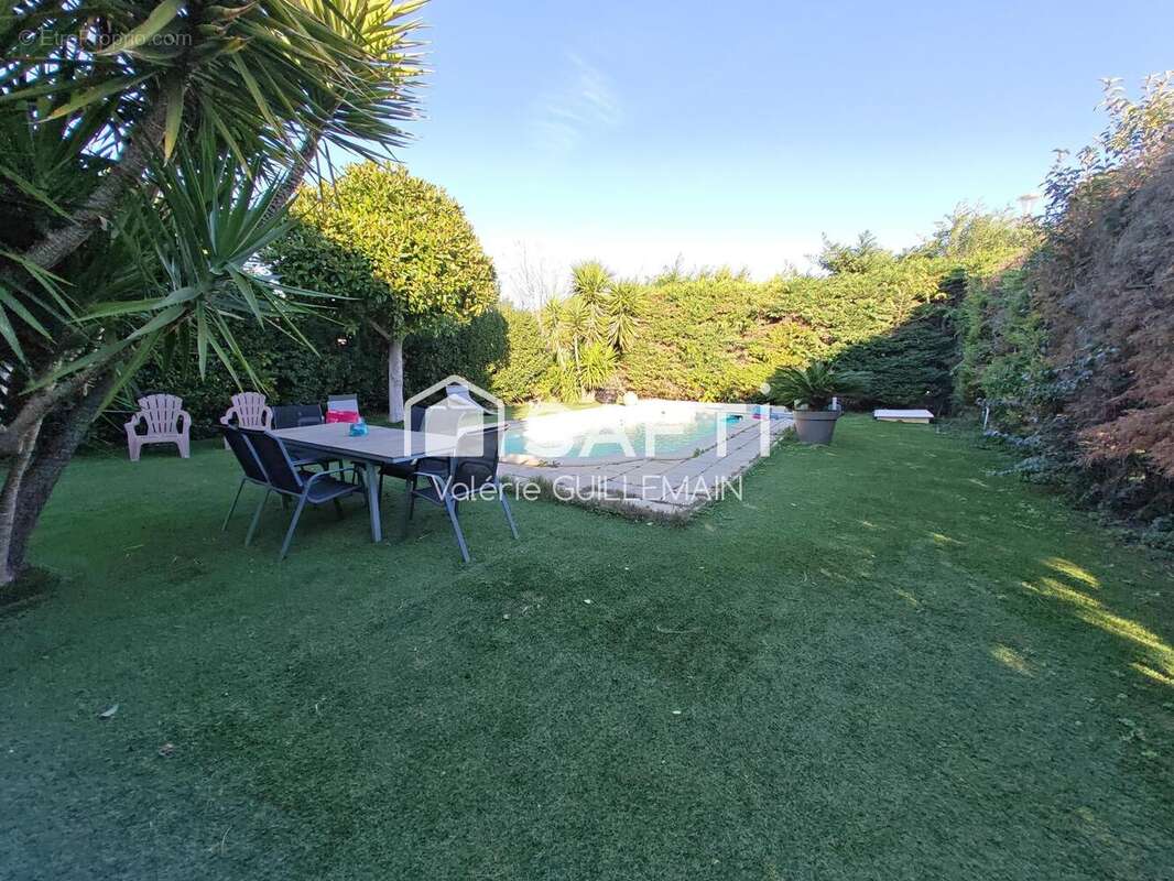 Photo 2 - Maison à SAINT-CHAMAS