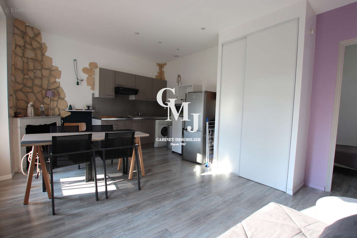 Appartement à SAINT-RAPHAEL