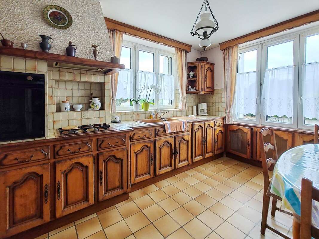 Maison à PLEYBER-CHRIST