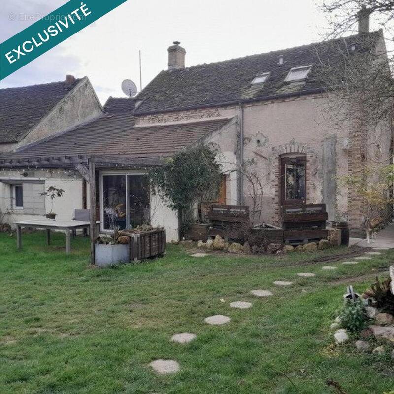 Photo 1 - Maison à NAILLY