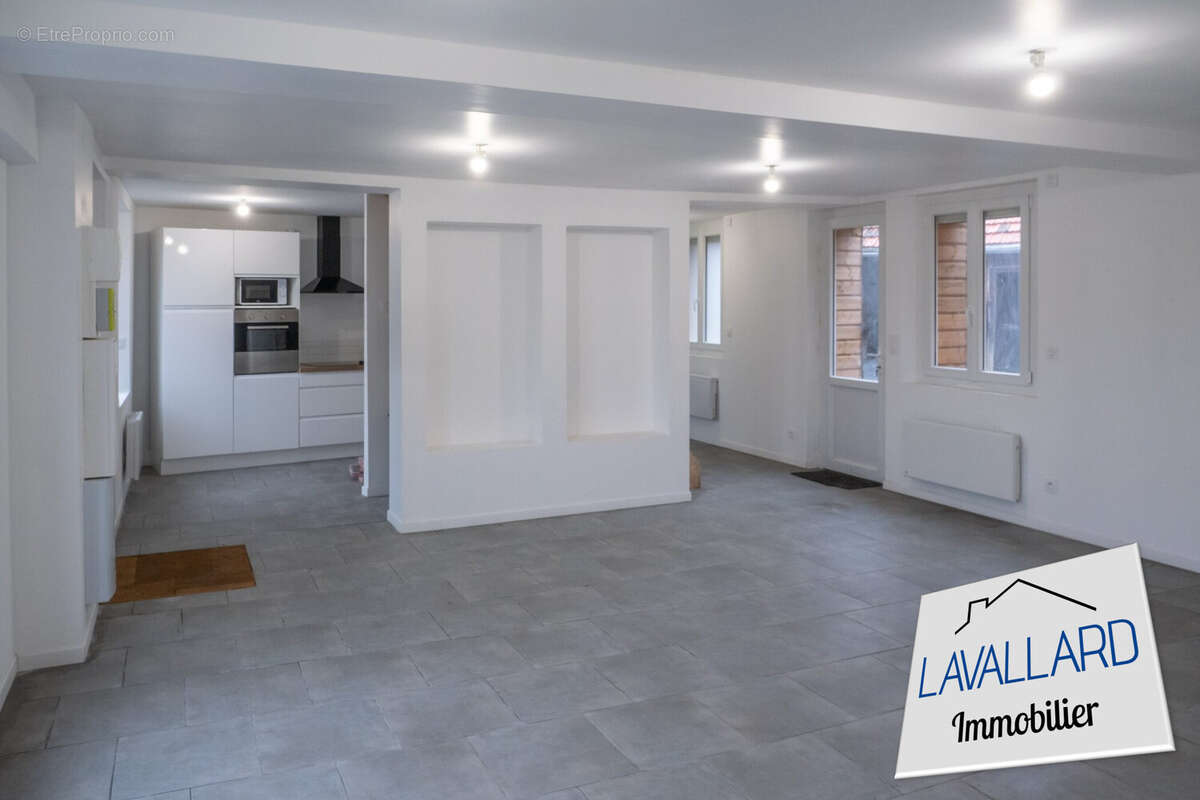 Maison à BAYONVILLERS