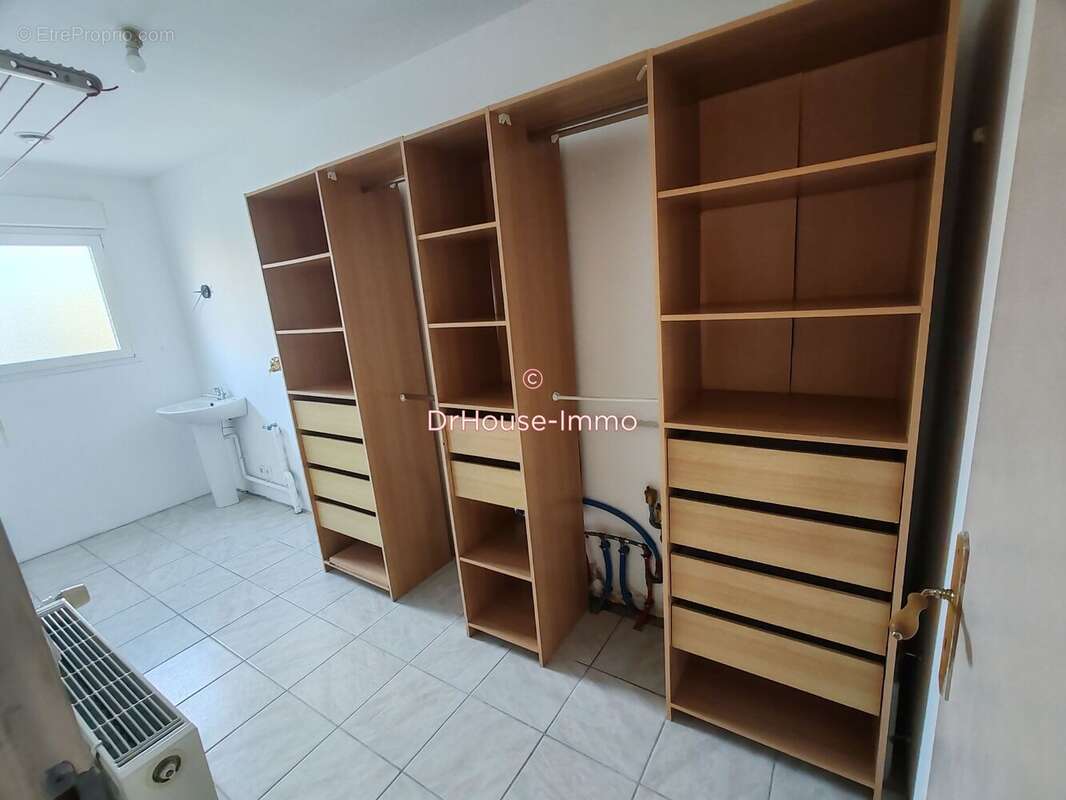 Maison à SAINT-REMY-SUR-CREUSE