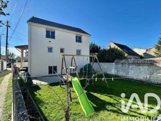 Photo 1 - Maison à ARGENTEUIL